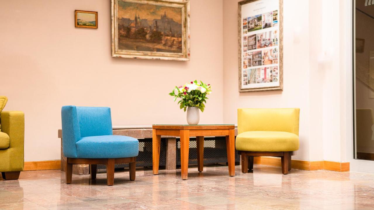 Hotel Golden Key Prague Castle Ngoại thất bức ảnh