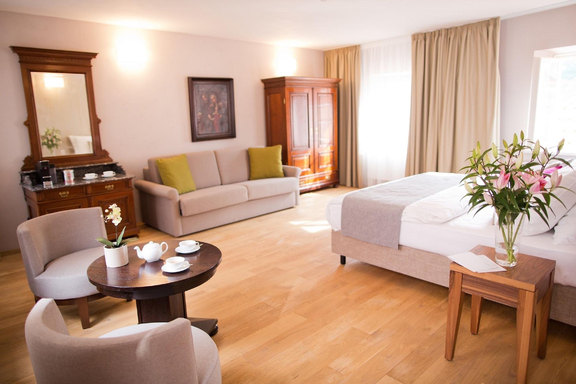 Hotel Golden Key Prague Castle Ngoại thất bức ảnh