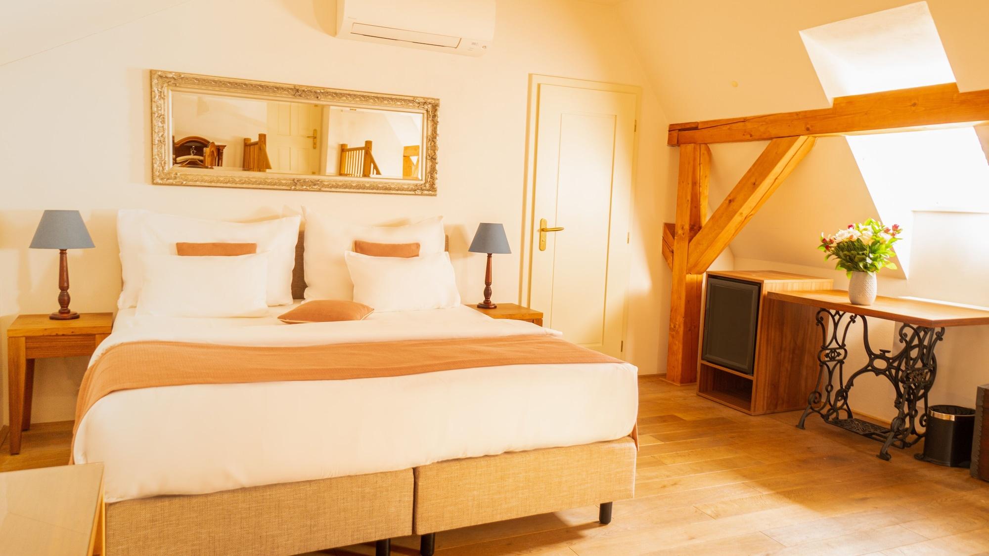 Hotel Golden Key Prague Castle Ngoại thất bức ảnh